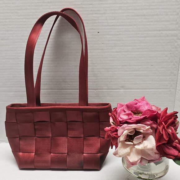 Harveys Seatbelt Dark Red Woven Small Tote Vintage Y2K Purse Shoulder Bag - Picture 1 of 14
